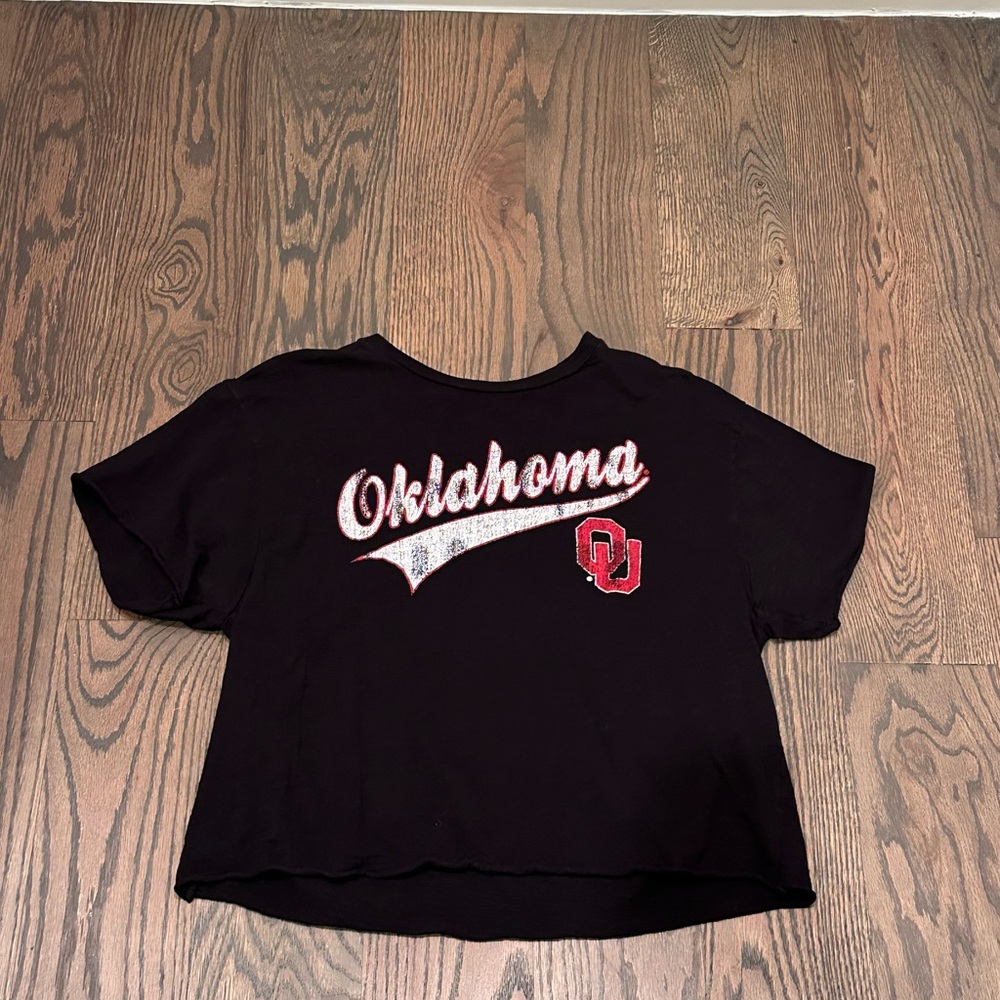 Oklahoma Graphic Black Crop Top